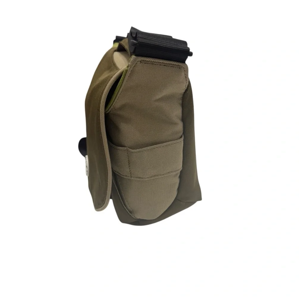 Crumpler Camera Bag “5 million dollar‎ home”